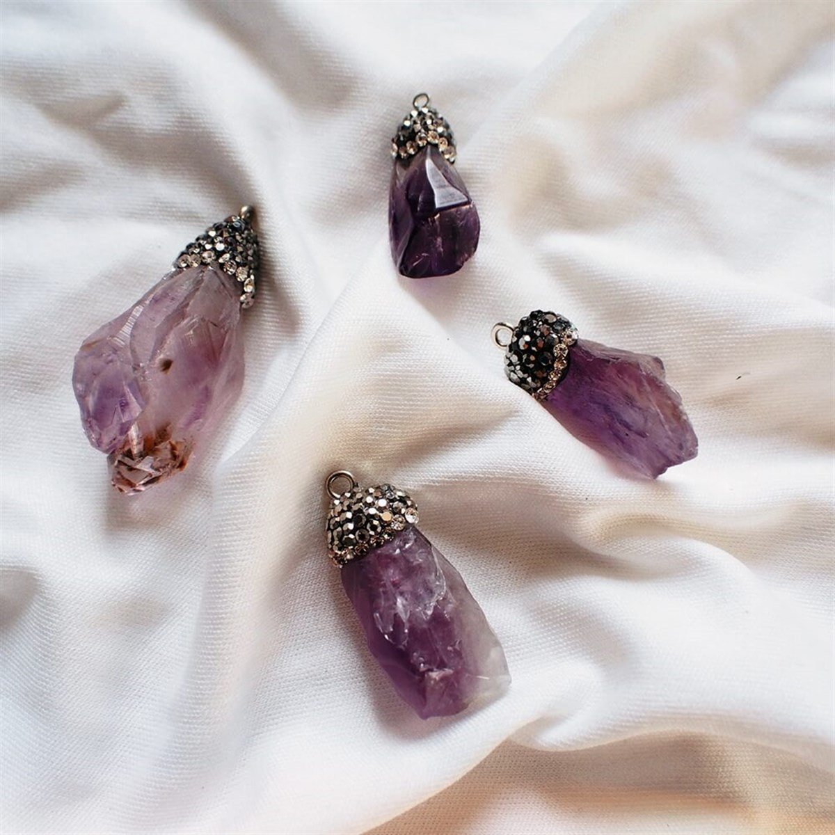 İşleme Taş Detaylı Ametist Doğal Taş Aksesuar Charmı I DIY