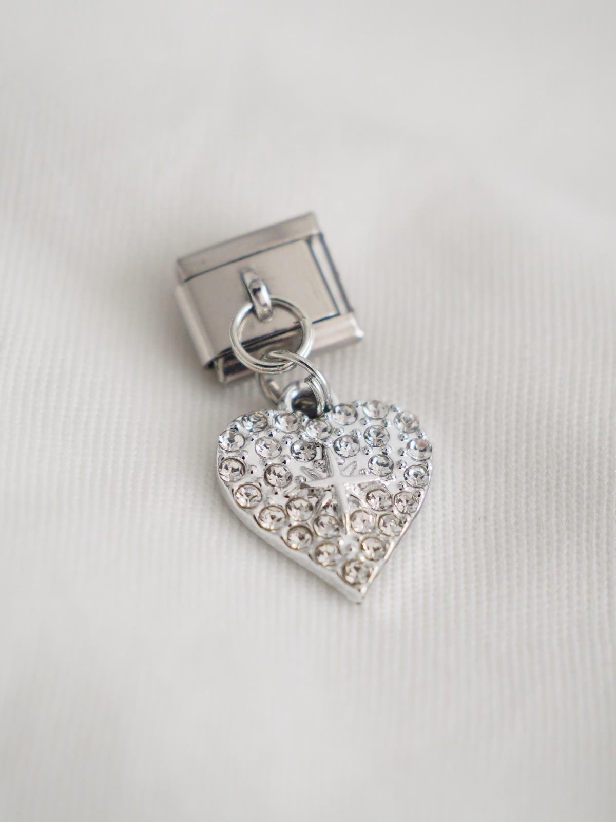 İşlemeli Taşlı Kalp İtalyan Charm