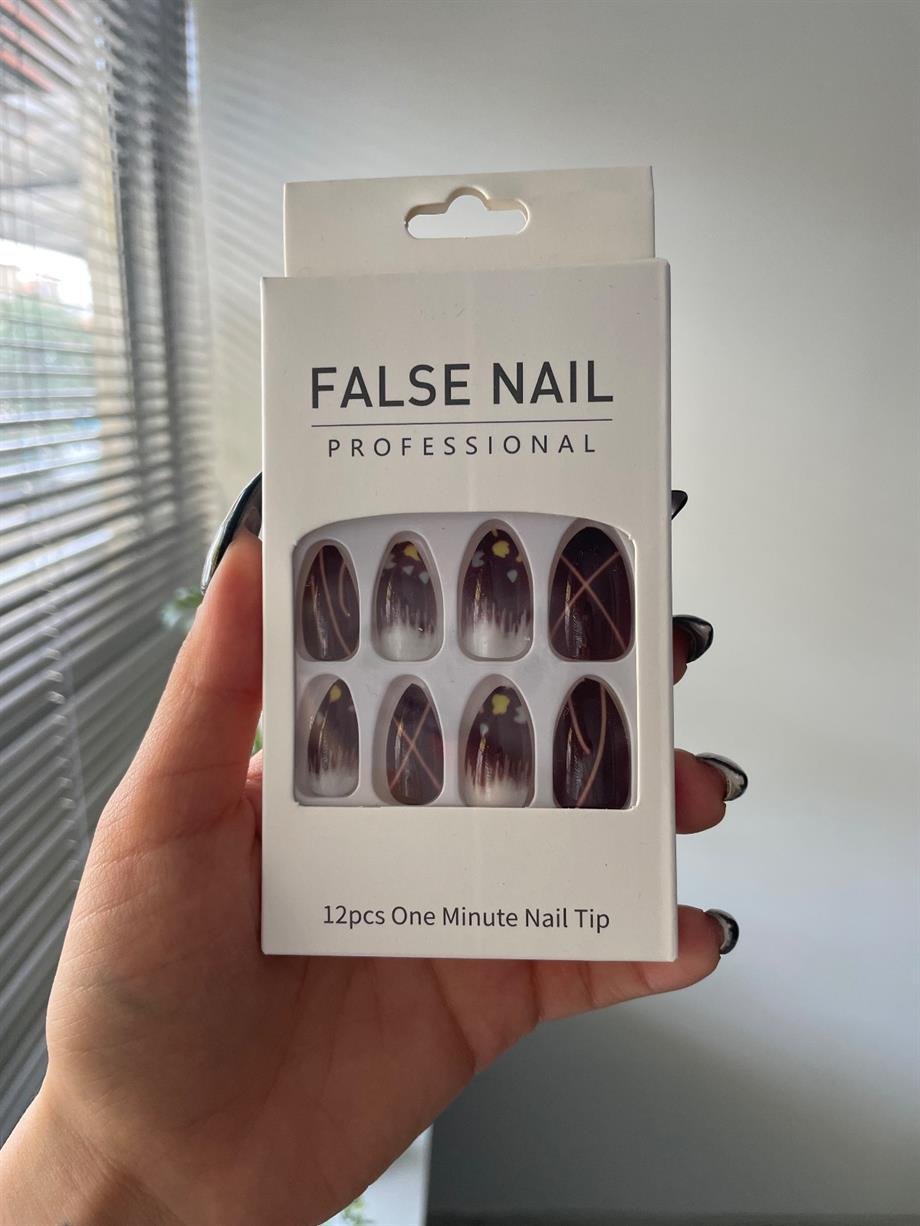 Kahverengi Desenli 12li Takma Tırnak Seti