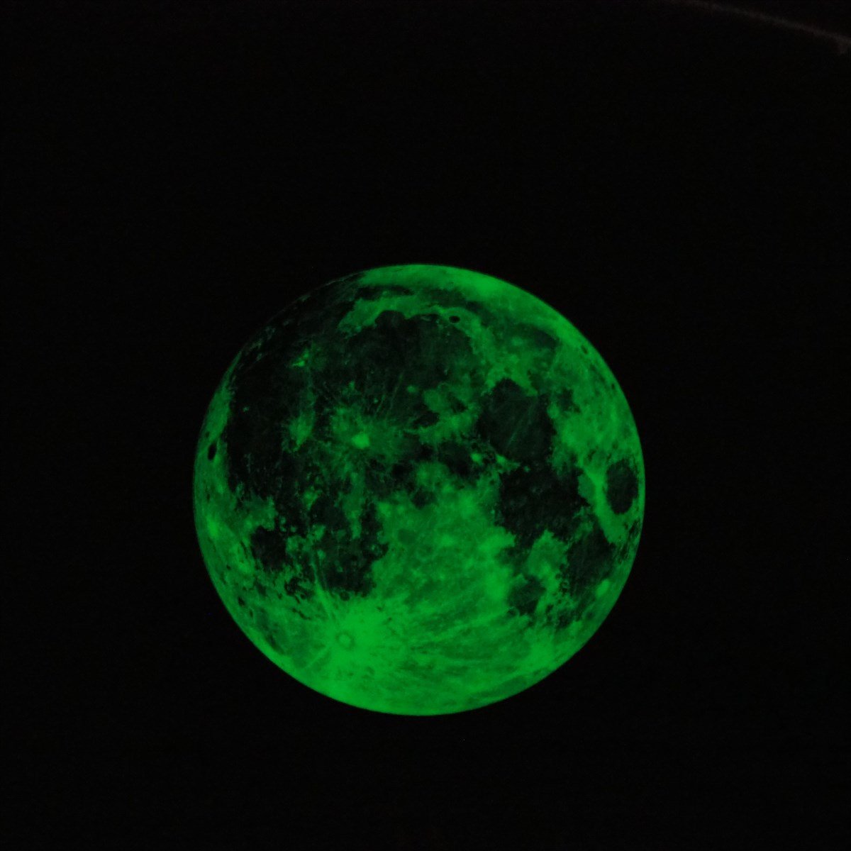 Karanlıkta Parlayan Dolunay Ahşap Dekor