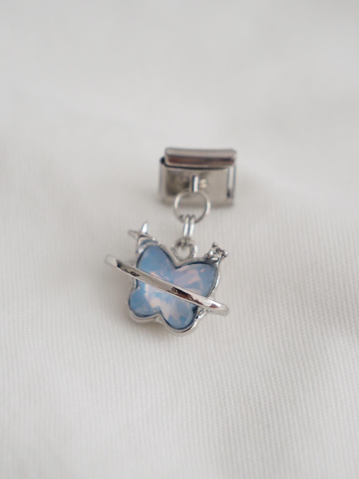 Kelebek Saturn İtalyan Charm