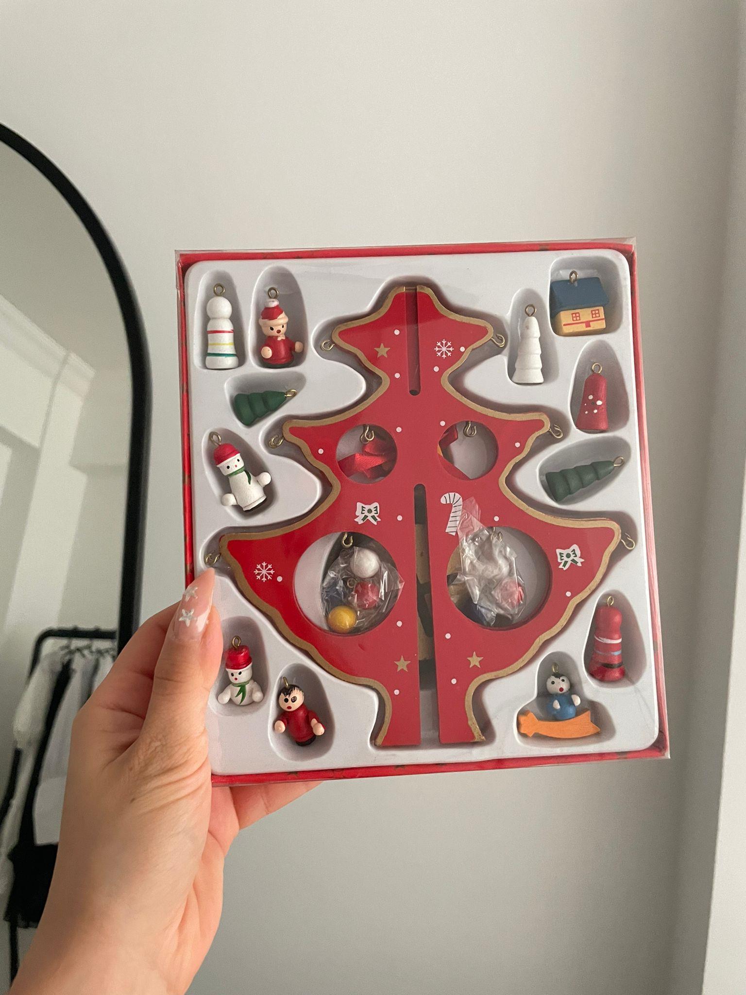 Kendin Yap Maket Yılbaşı Ağacı Kırmızı