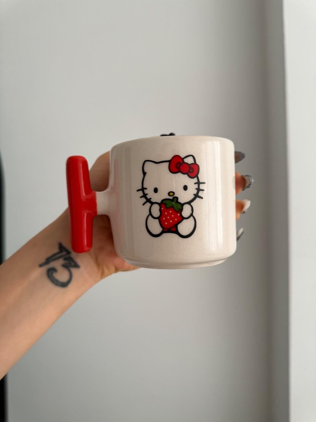 Kitty Strawberry Kupa