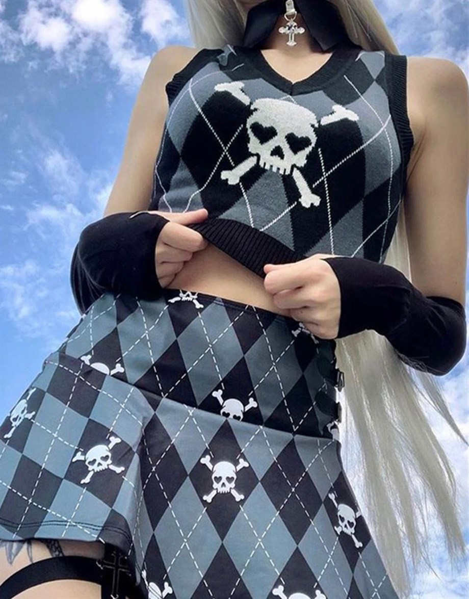 Kuru Kafa Detaylı Crop Süveter