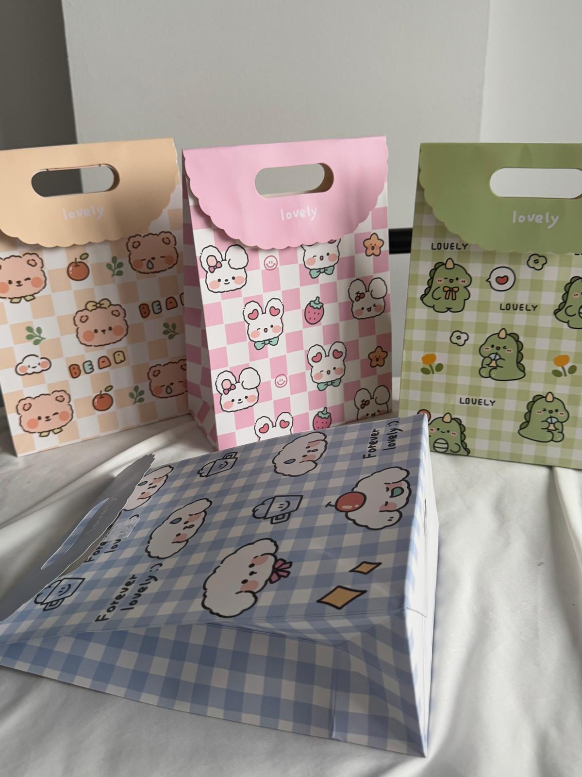 Lovely Kilitli Karton Hediye Çantası