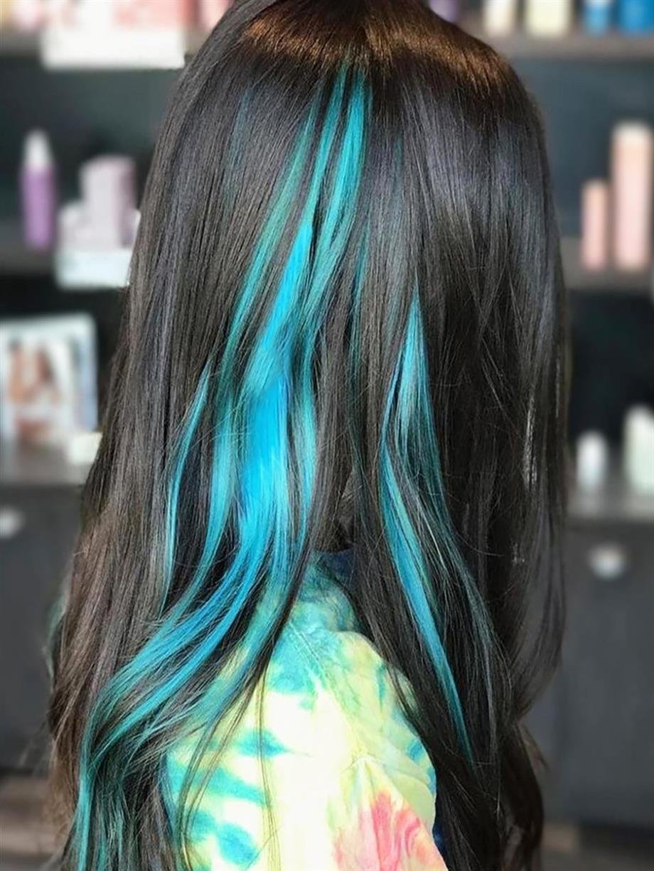 Mavi Dalgalı Çıtçıtlı Postiş 50 CM