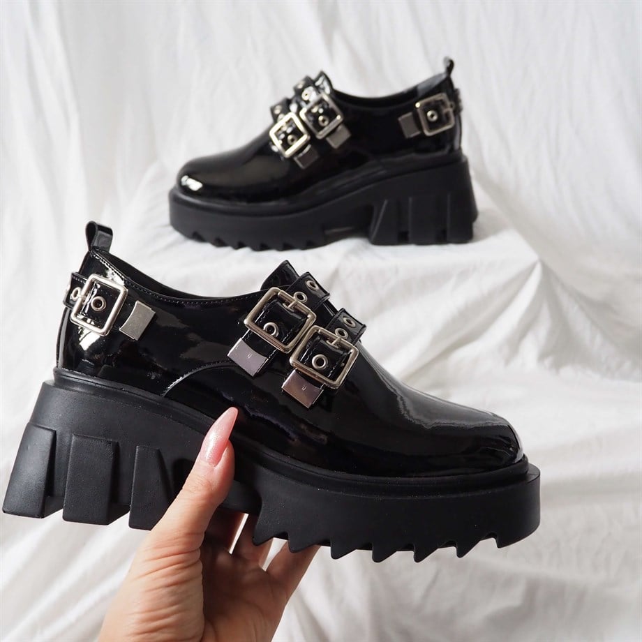 Metal Aksesuarlı Lolita Rugan Ayakkabı