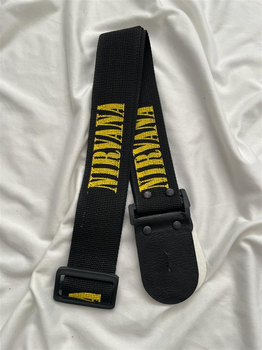 Nirvana Gitar Askısı
