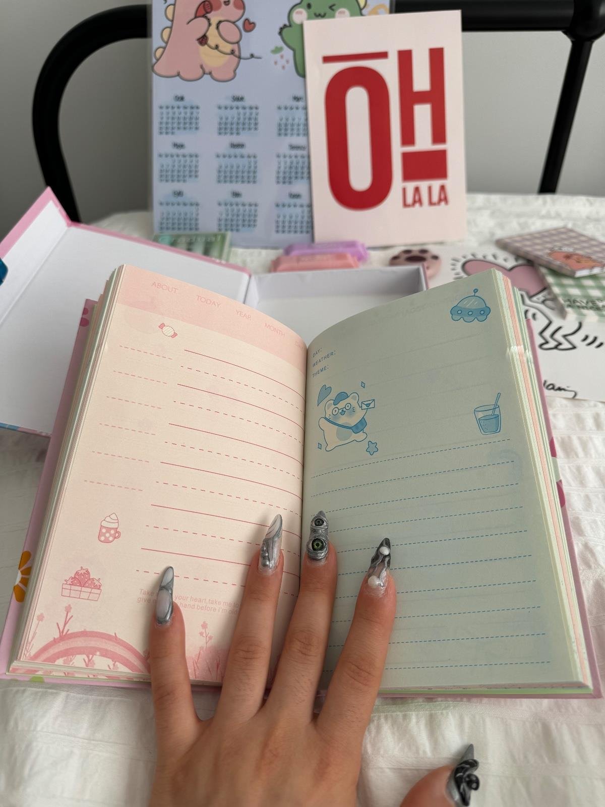 Papatya Tasarımlı Kilitli Günlük Defter Pembe