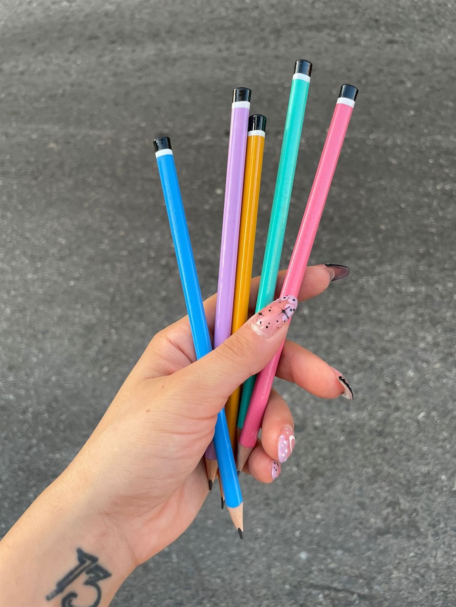 Pastel Renk Kurşun Kalem