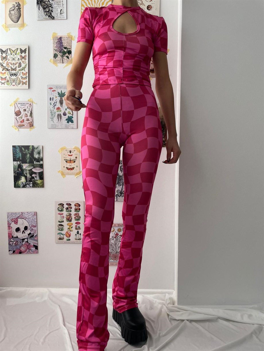 Pembe Damalı Pencere Göğüs Detaylı Pantolon Crop Takım
