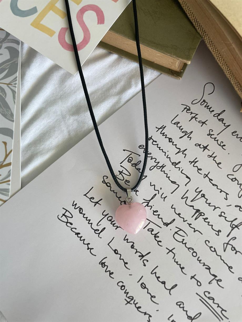 Pembe Kuvars Heart Doğal Taş Kolye
