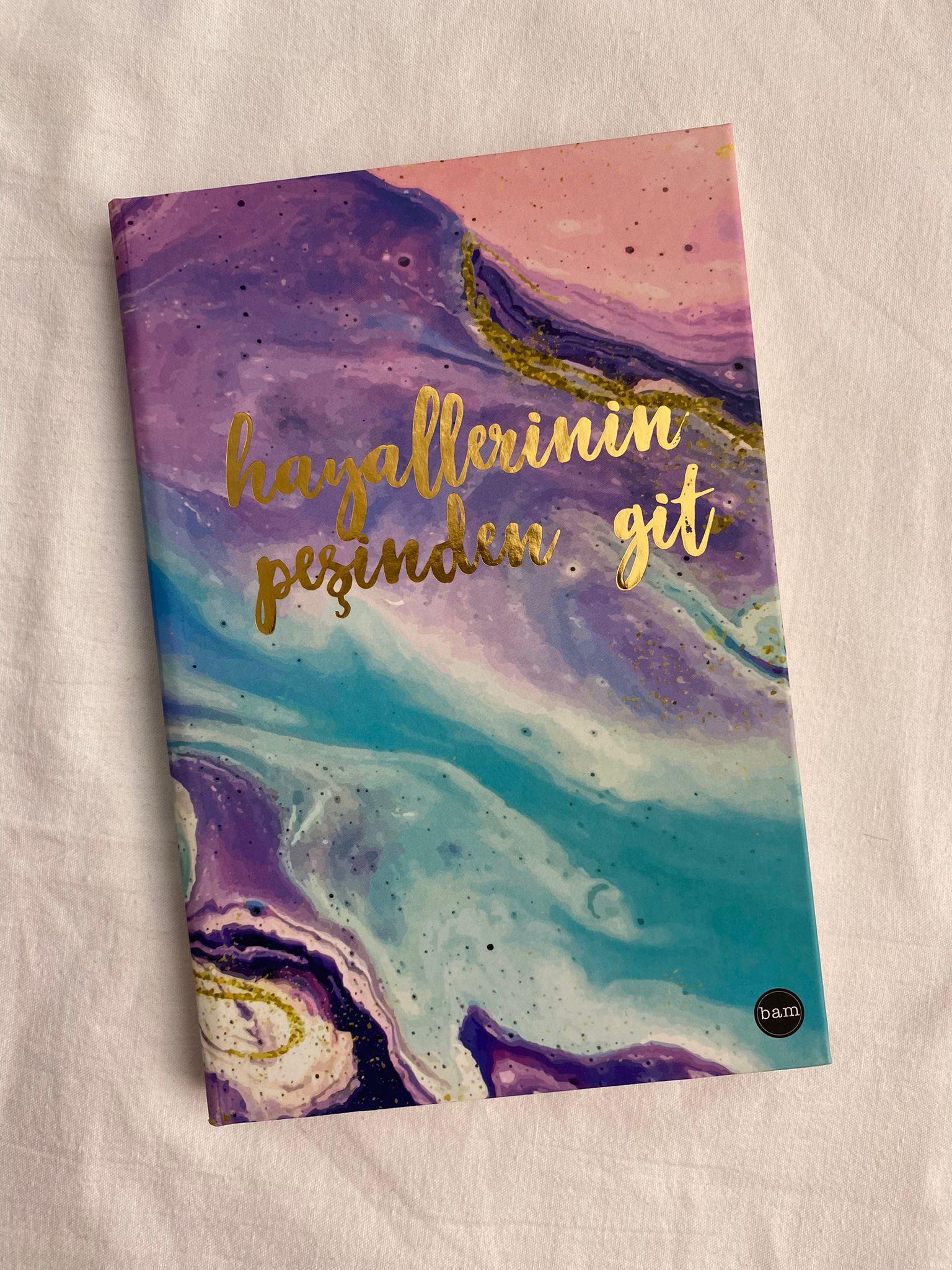 Peşinden Git Lastikli Sert Kapak Defter