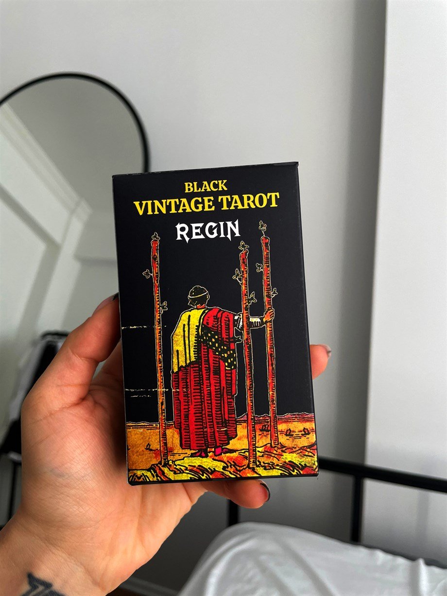 Regin Black Vintage Tarot