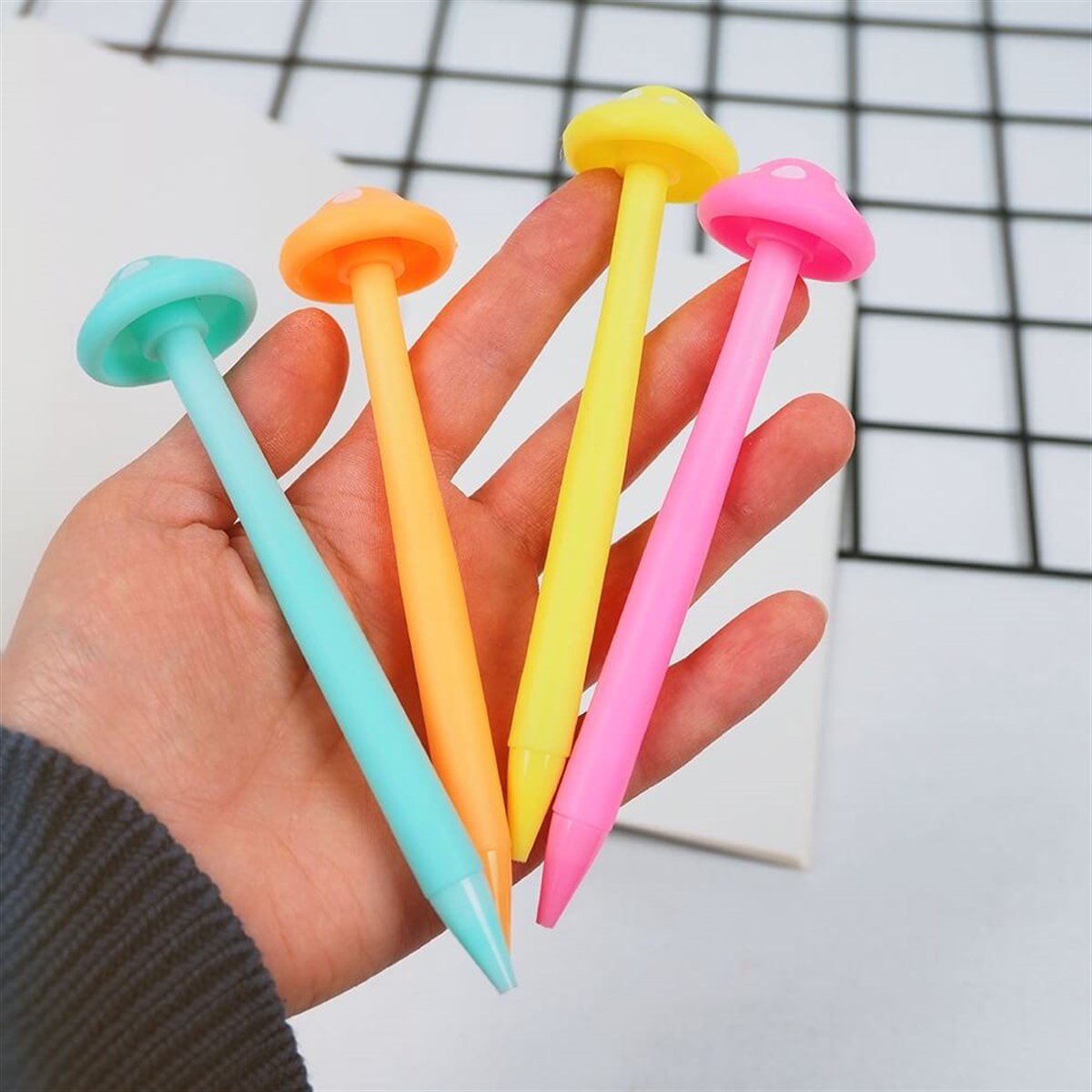 Renkli Mantar Versatil Kalem