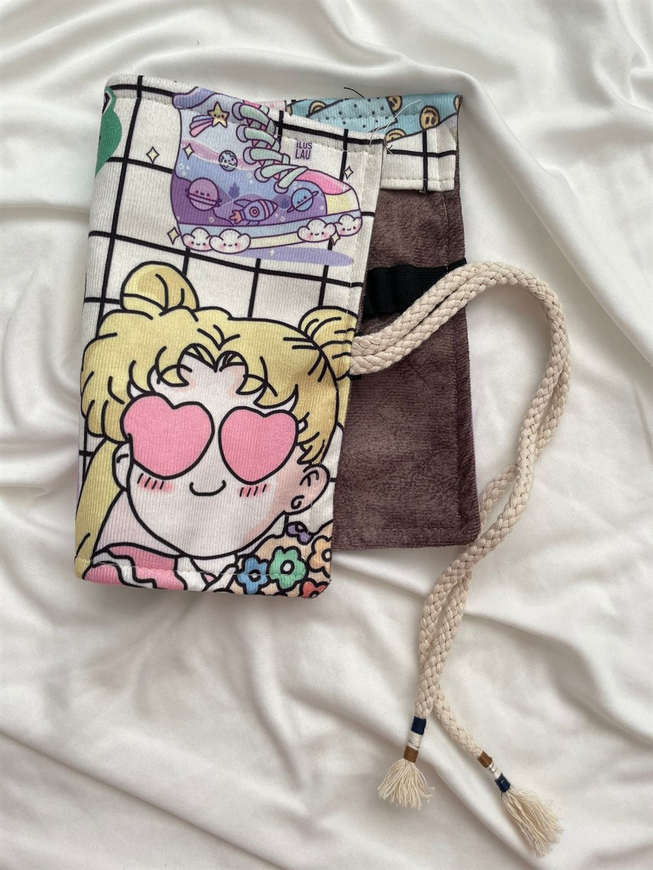 Sailor Moon Aesthetic Collage Baskılı Rulo Kalemlik