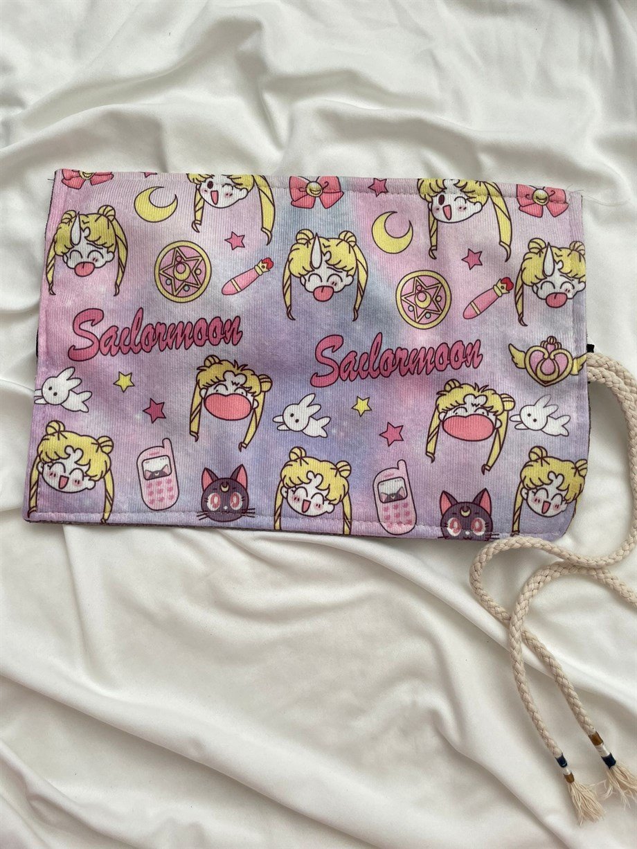 Sailor Moon Baskılı Rulo Kalemlik