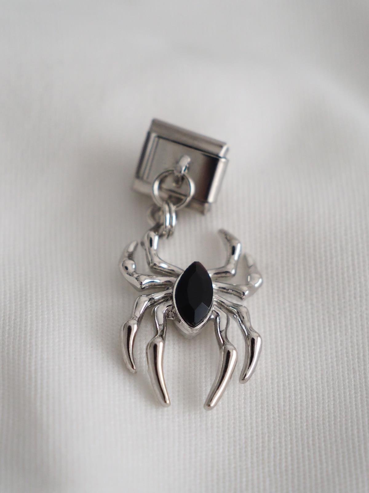 Sallantılı Örümcek İtalyan Charm