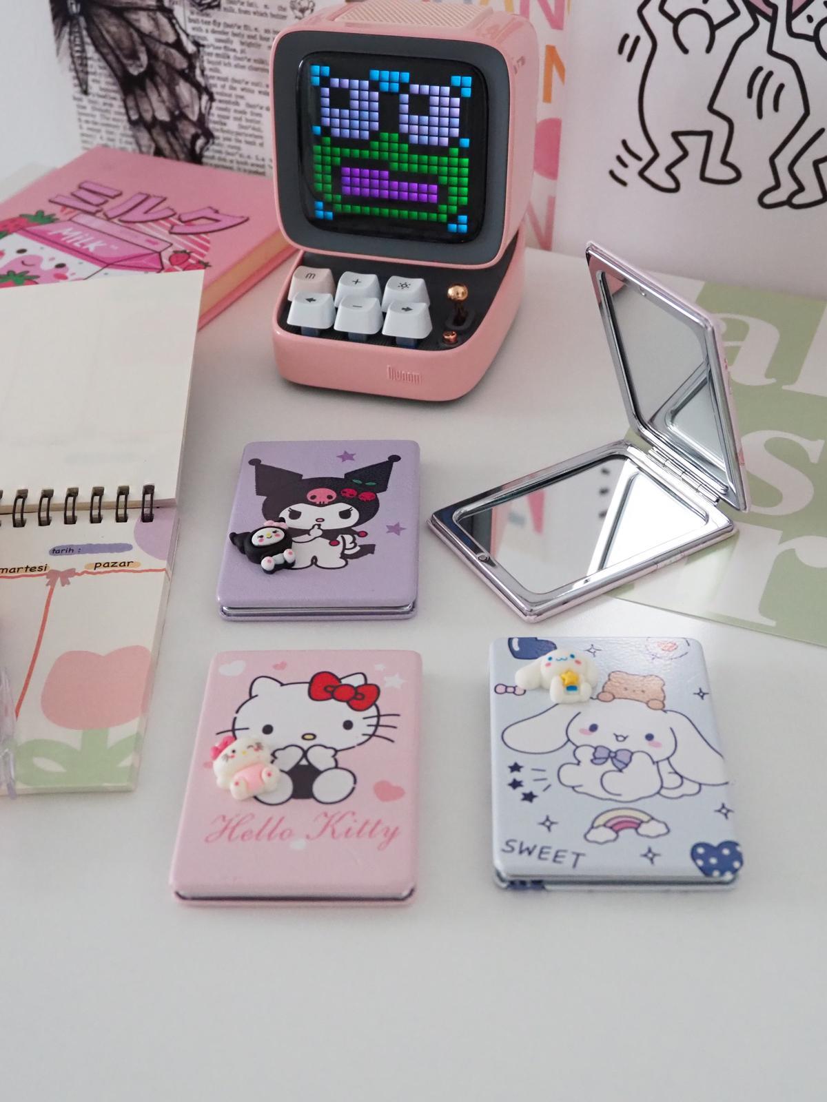 Sanrio Karakterli Cep Aynası Renk Seçenekleri