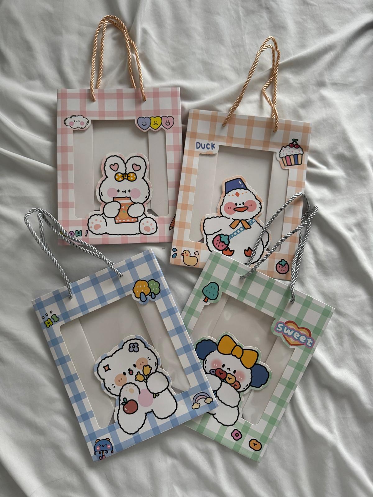 Şeffaf Pencereli Kawaii Tasarımlı Karton Çanta