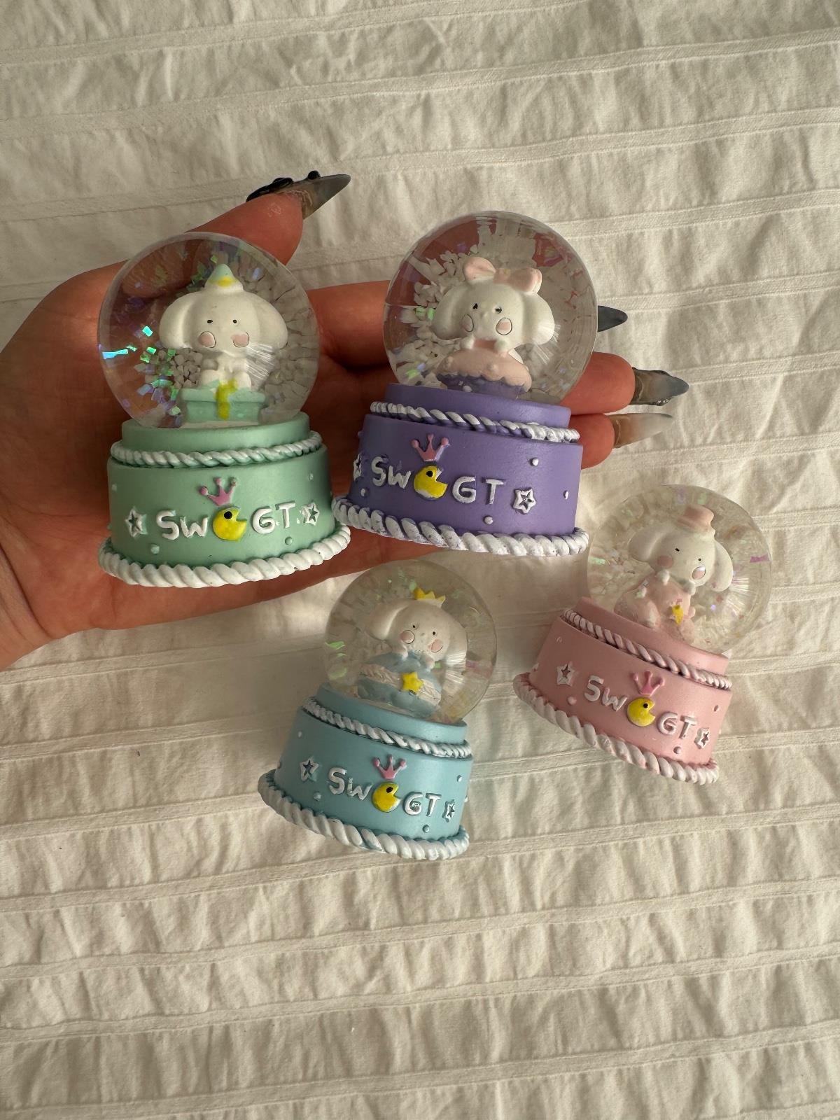 Sevimli Tavşan Mini Işıklı Kar Küresi