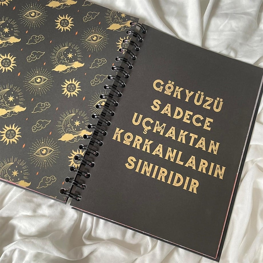 Sihir Kitabı Tasarımlı Konuşan Ajanda