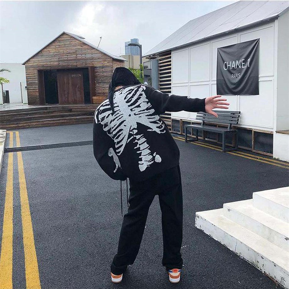 Siyah İskelet Oversize Kazak