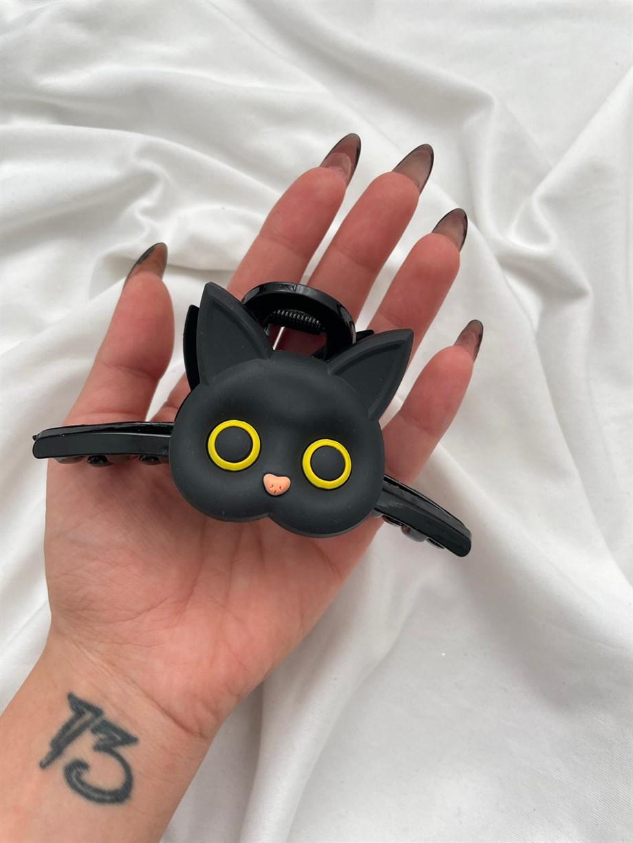 Siyah Kedi Mandal Toka