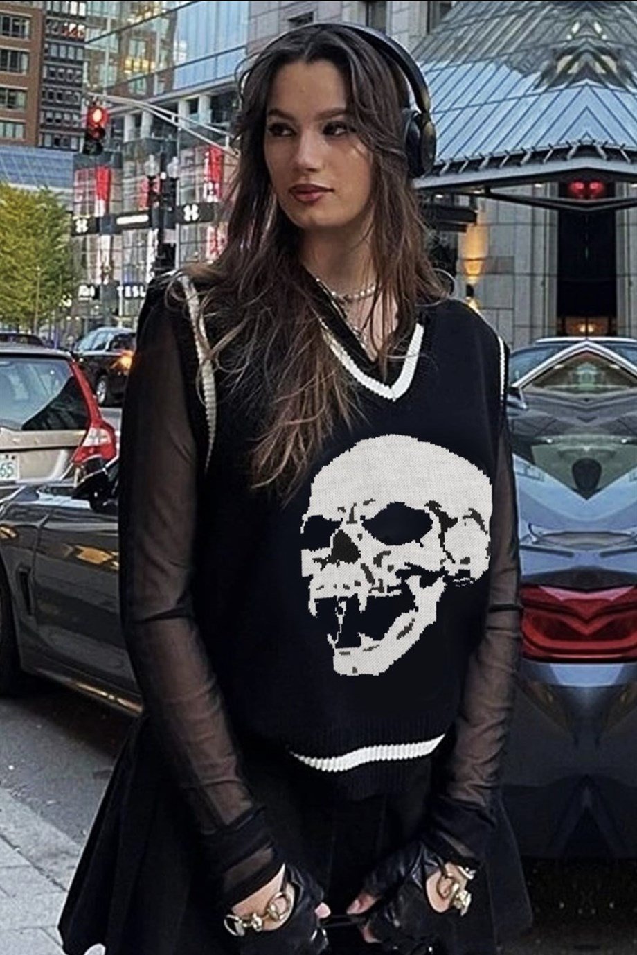 Siyah Kurukafa Gothic Süveter