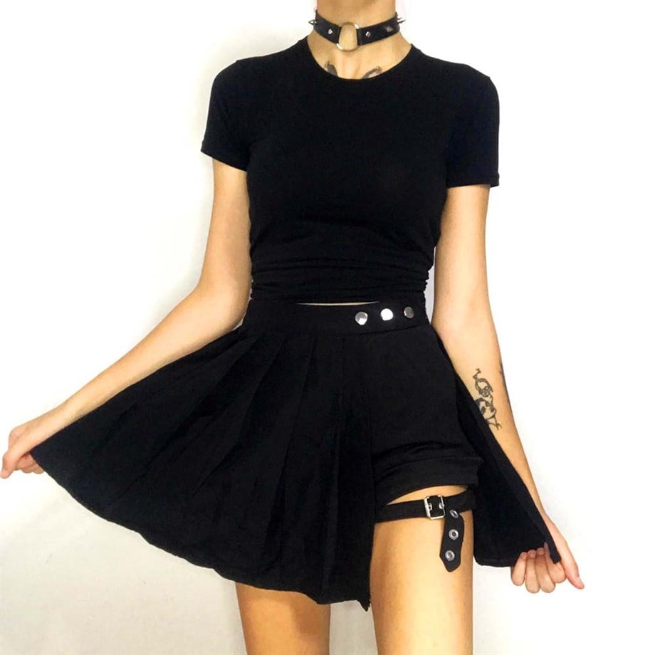 Siyah Punk Kemerli Mini Şortlu Etek