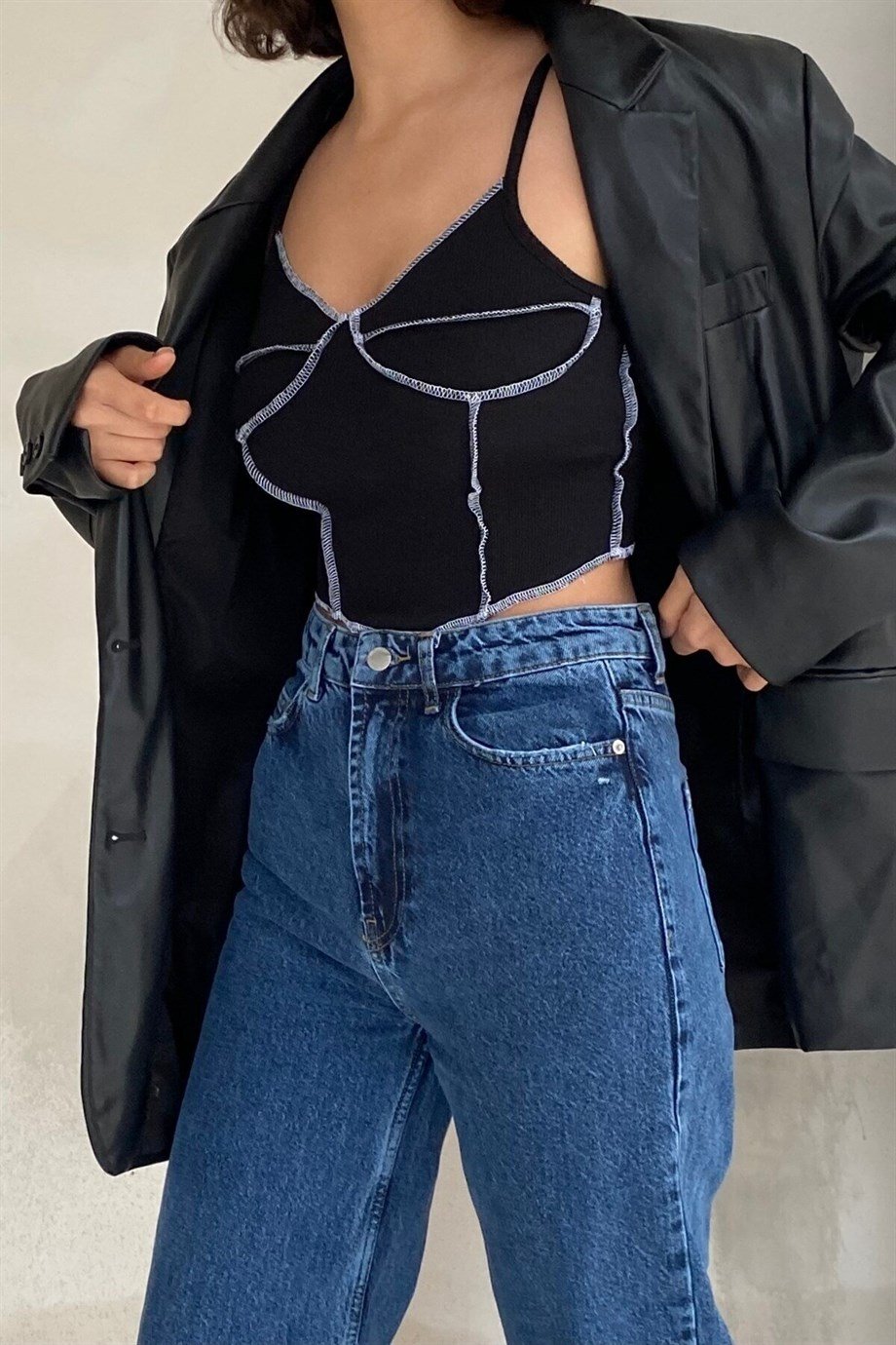 Siyah Ters Dikiş Crop