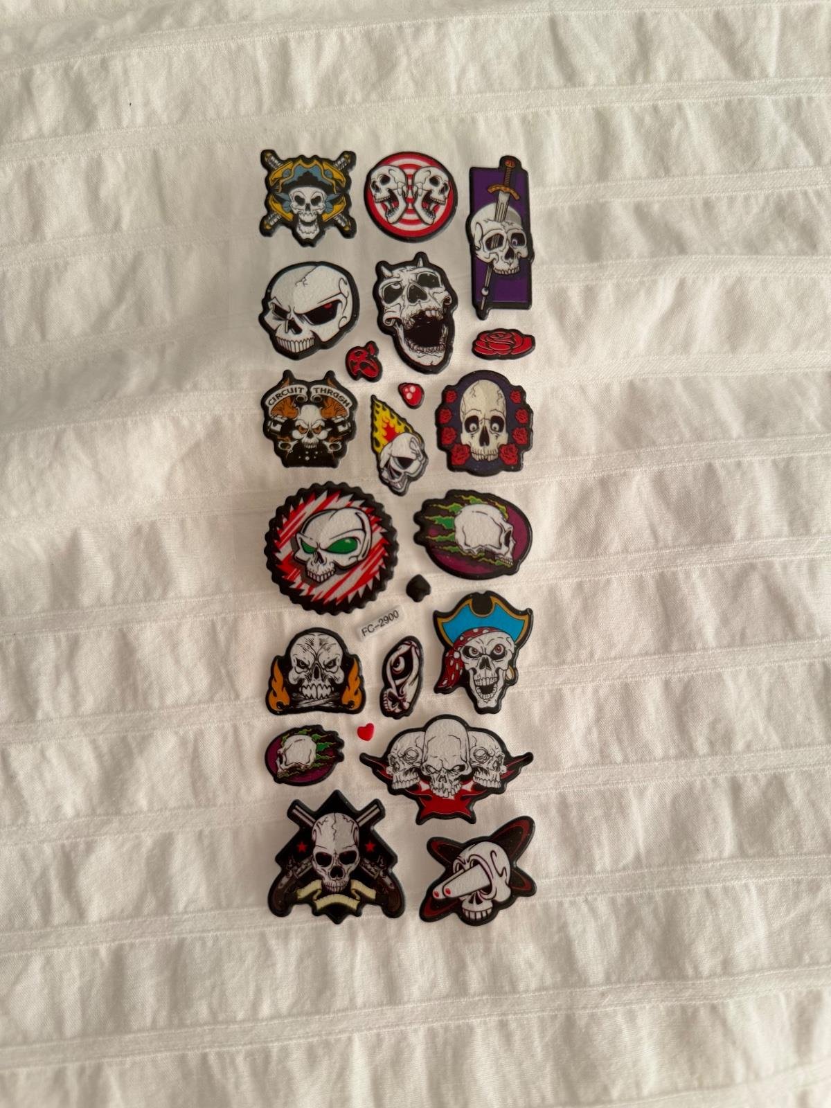 Skull Kabartmalı Sticker Set