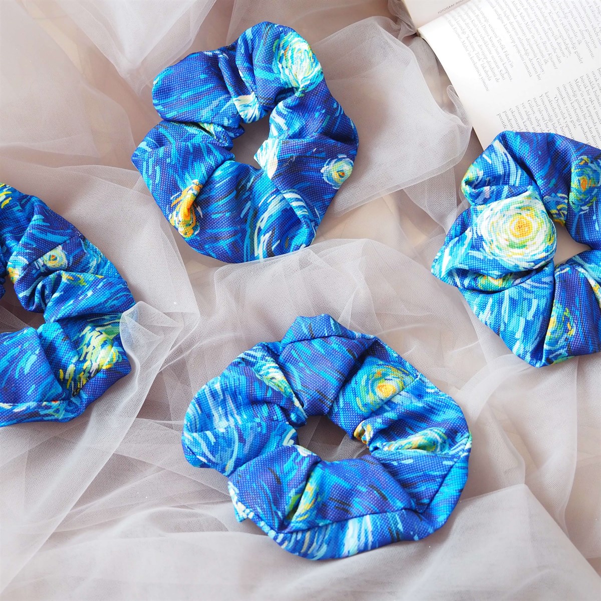 Starry Night Scrunchie Toka