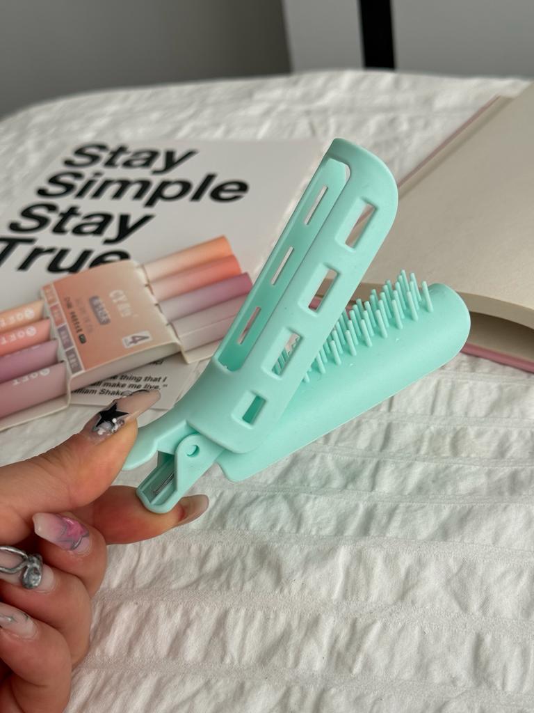 Tarak Detaylı Saç Şekillendirme ve Hacim Verme Aksesuarı Yeşil