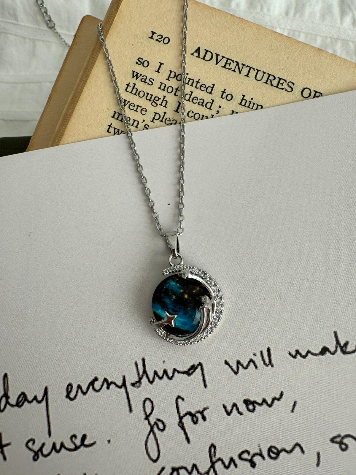 Taşlı Gezegen Zincir Çelik Kolye