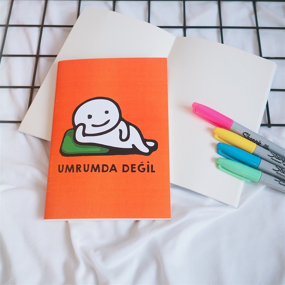Umrumda Değil Baskılı Defter 