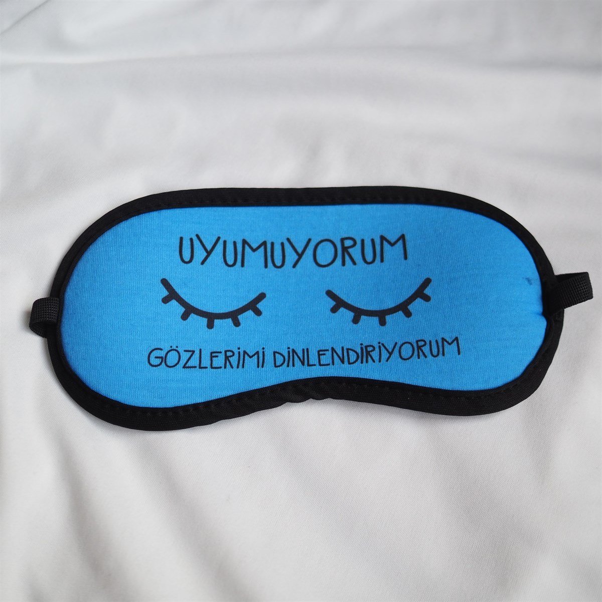 Uyumuyorum Gözlerimi Dinlendiriyorum Uyku Bandı