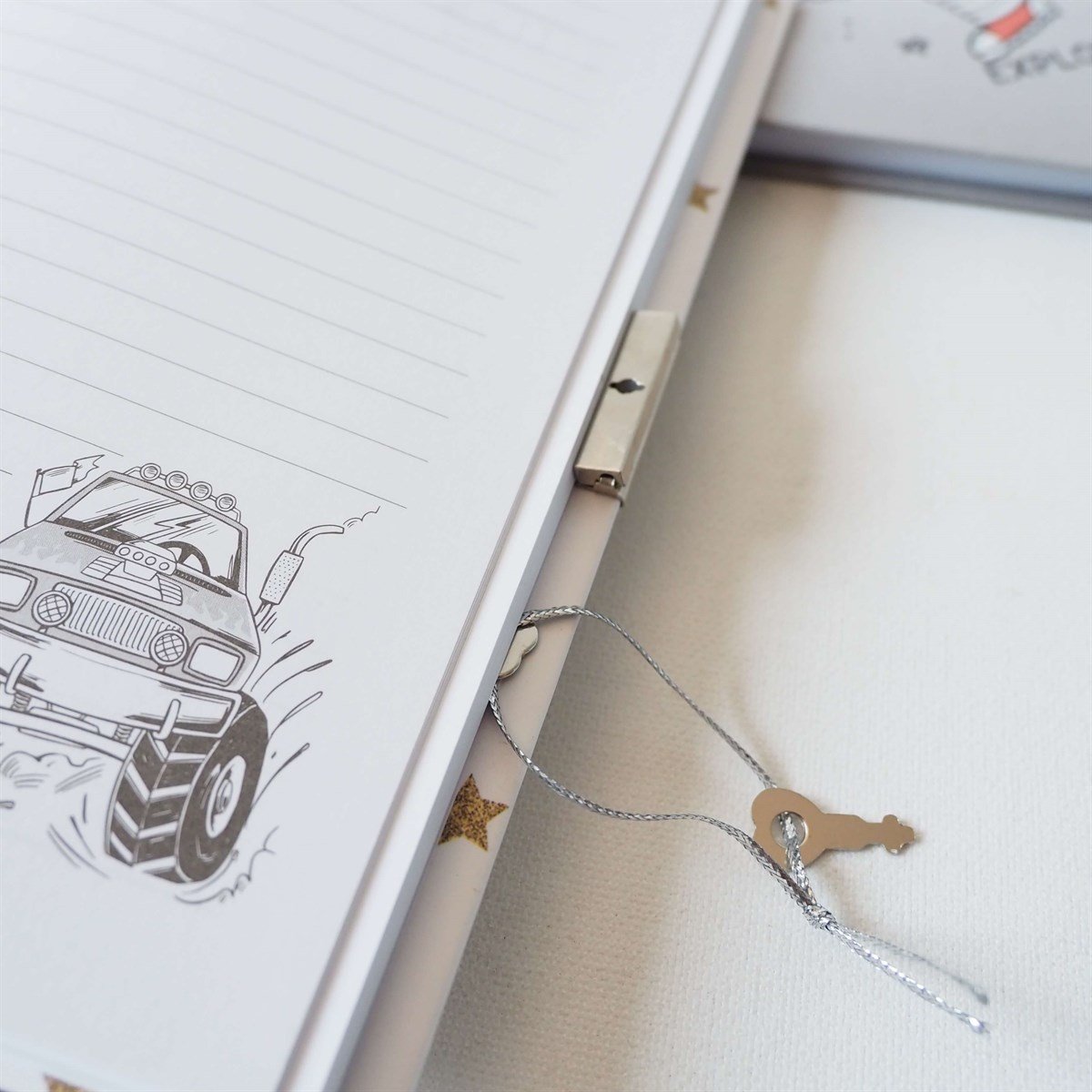 Uzay Temalı Hatıra Defteri / Günlük Seçenekleri