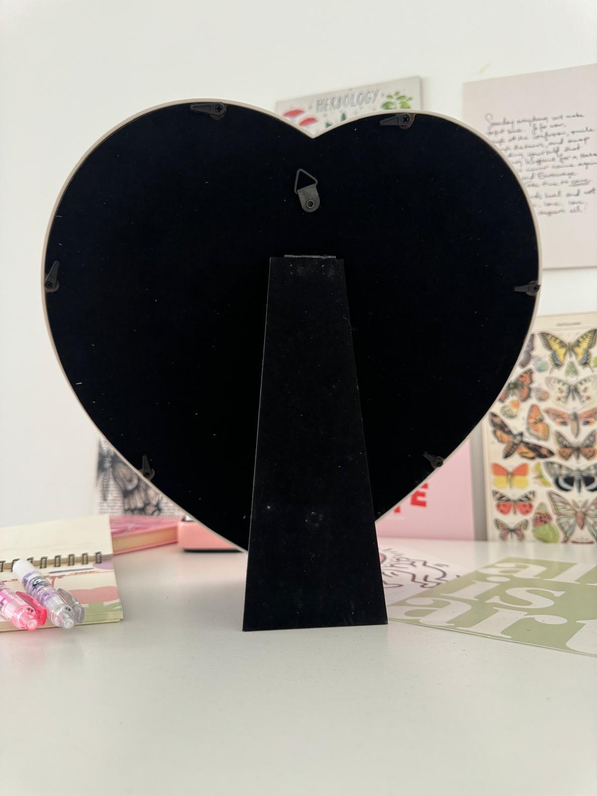 White Love Makyaj Aynası