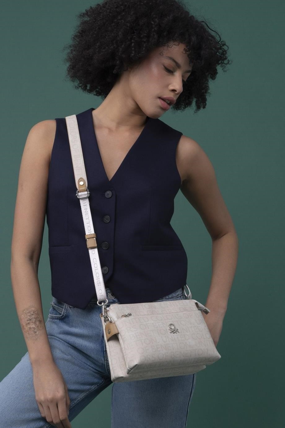 Benetton 1295 Bej A.Camel Baskılı Çarpraz Bayan Çanta