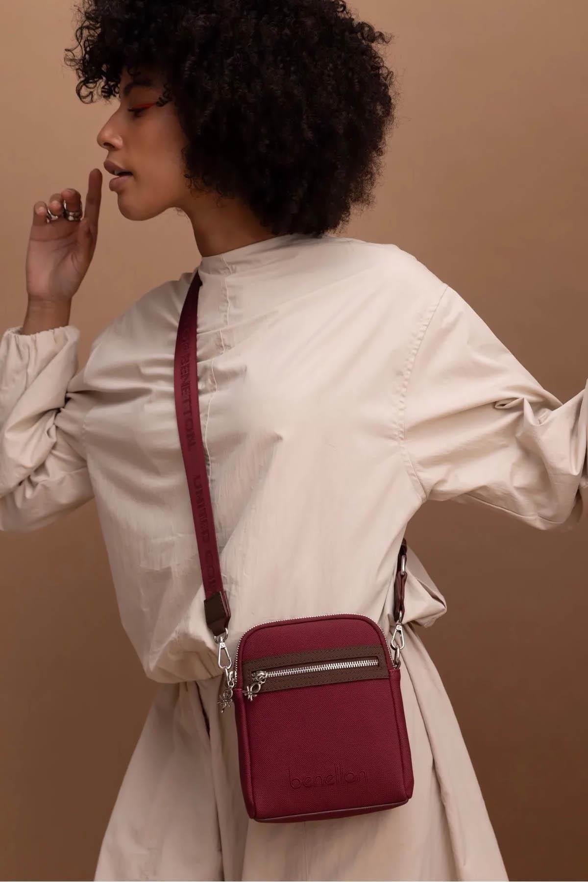 Benetton 1440 Bordo Kahve Baskılı Çarpraz Bayan Çanta