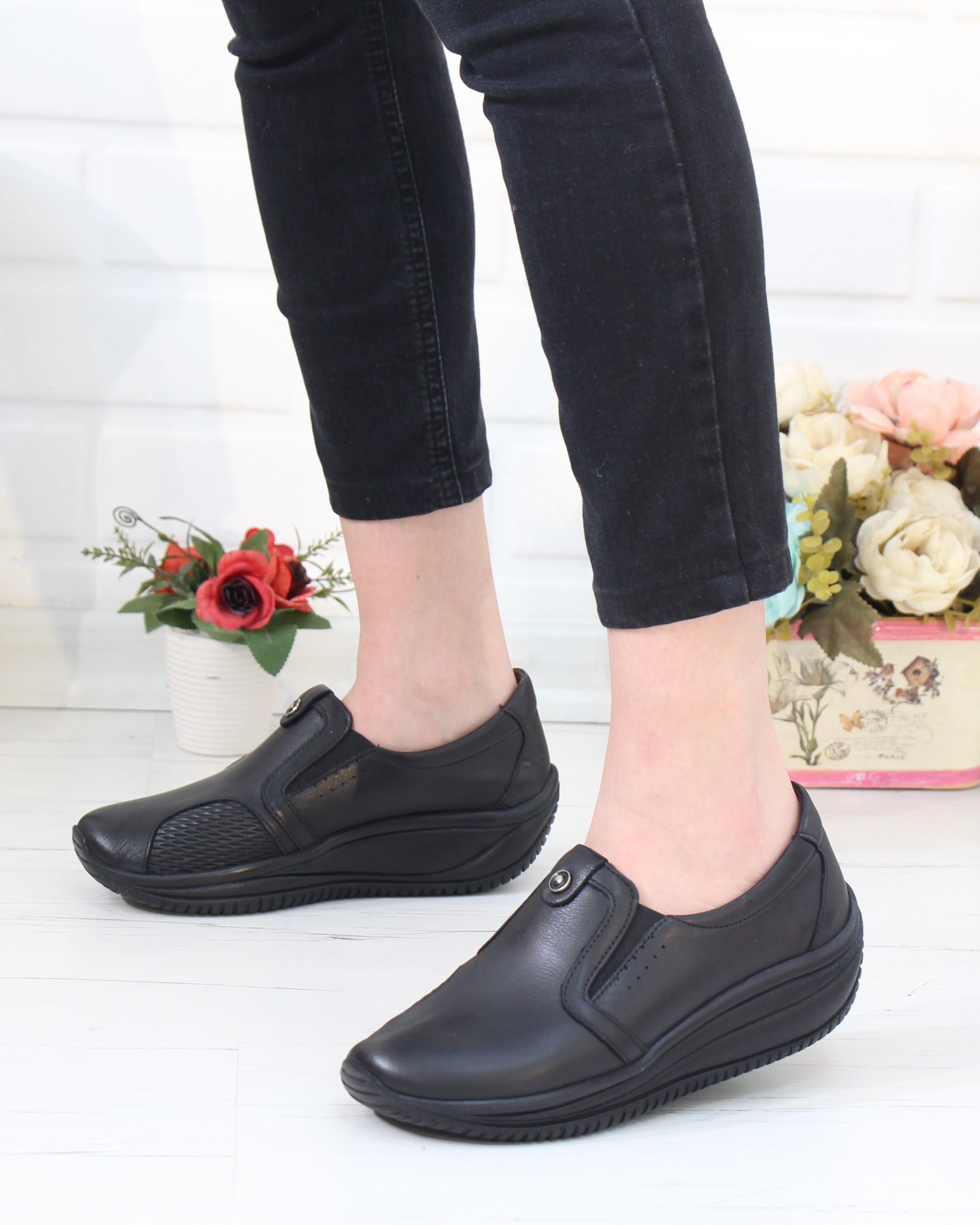 Capella 506 Siyah Hakiki Deri Günlük Kadın Yürüyüş Ayakkabı