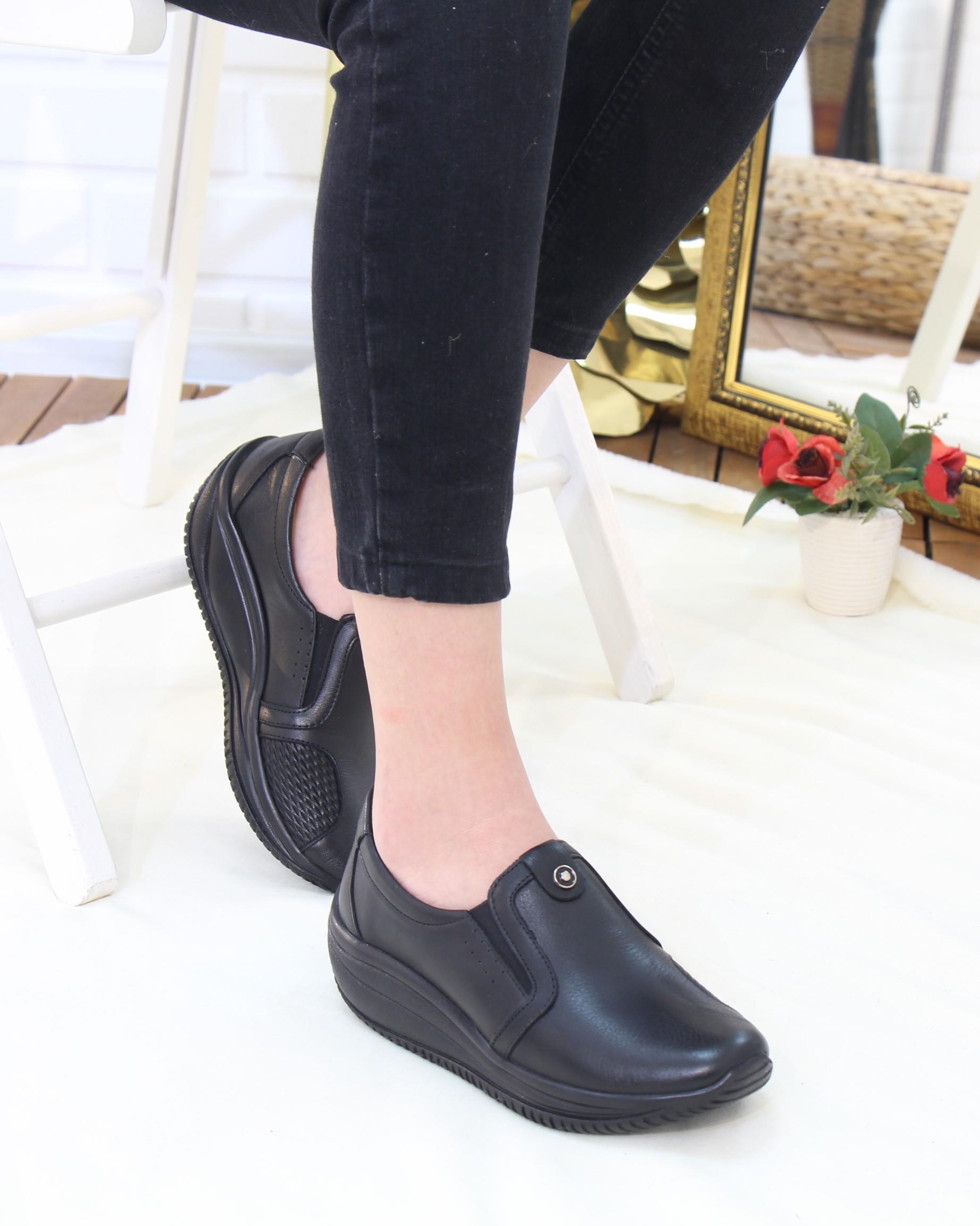 Capella 506 Siyah Hakiki Deri Günlük Kadın Yürüyüş Ayakkabı