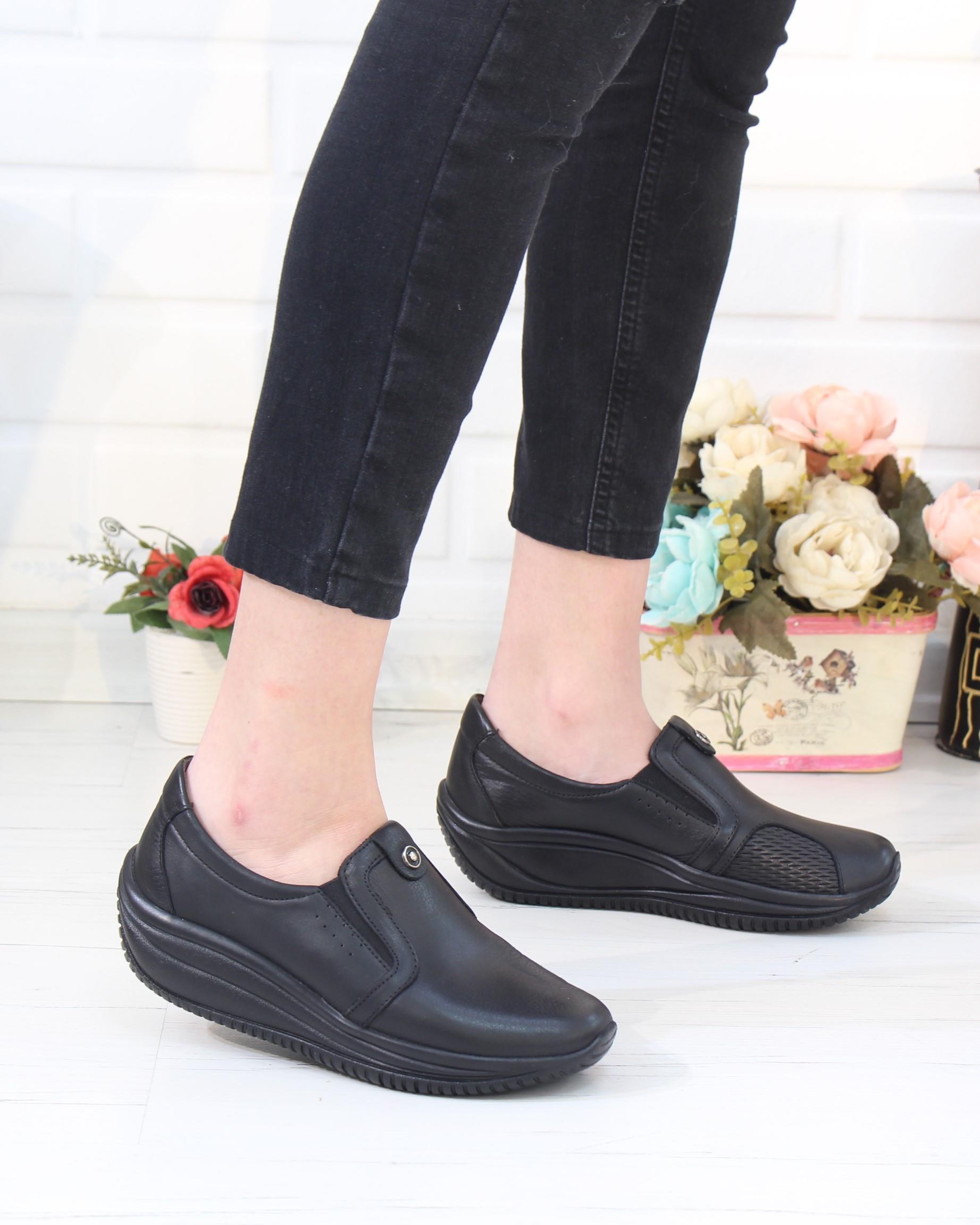 Capella 506 Siyah Hakiki Deri Günlük Kadın Yürüyüş Ayakkabı