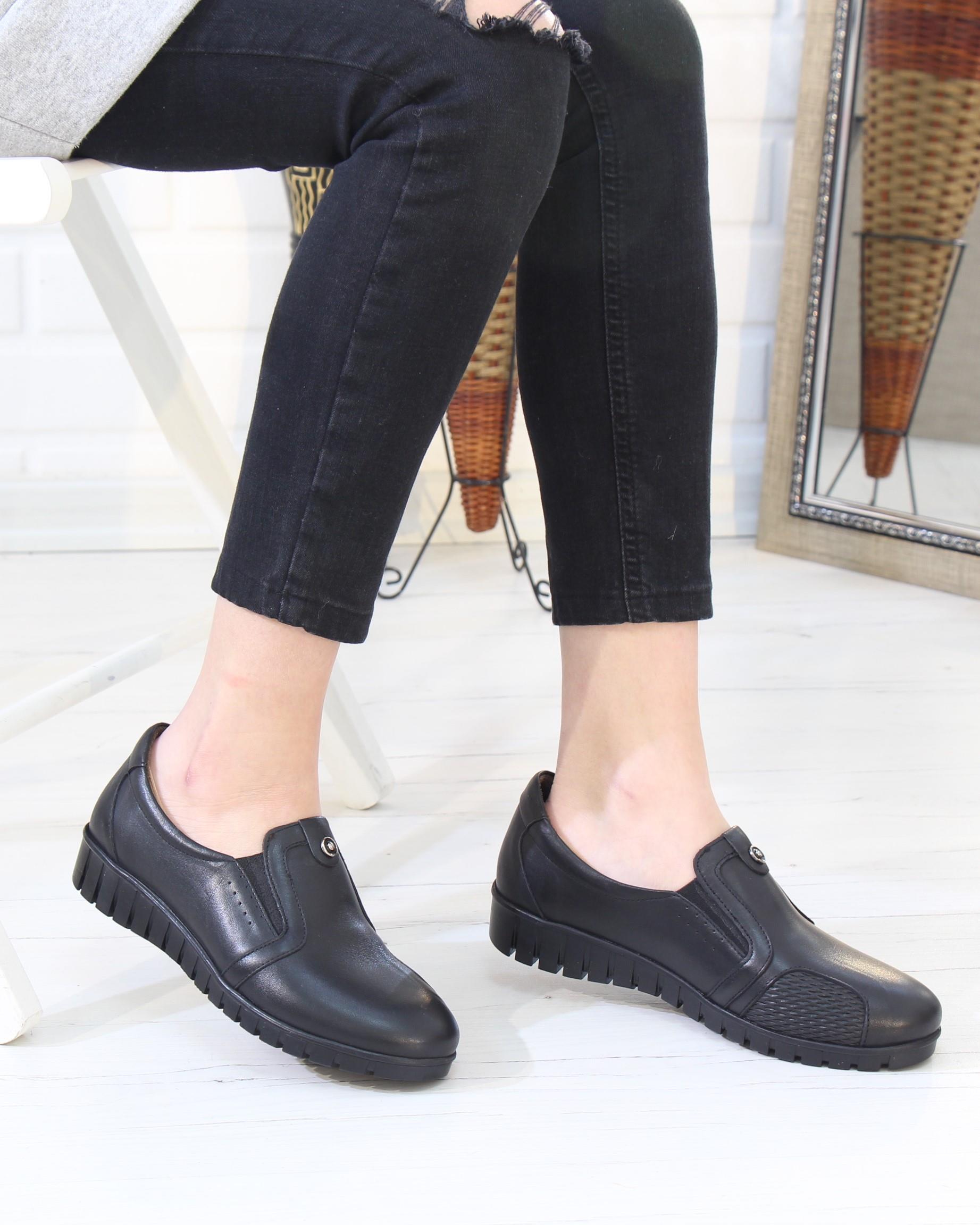 Capella 606 Siyah Hakiki Deri Günlük Kadın Yürüyüş Ayakkabı