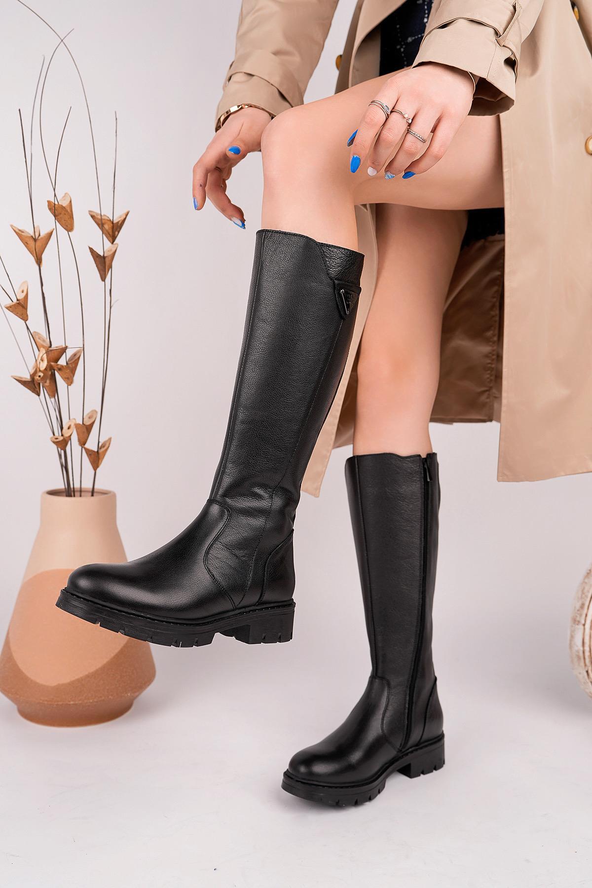 Castle Black 24900 Siyah Hakiki Deri Kadın Çizme