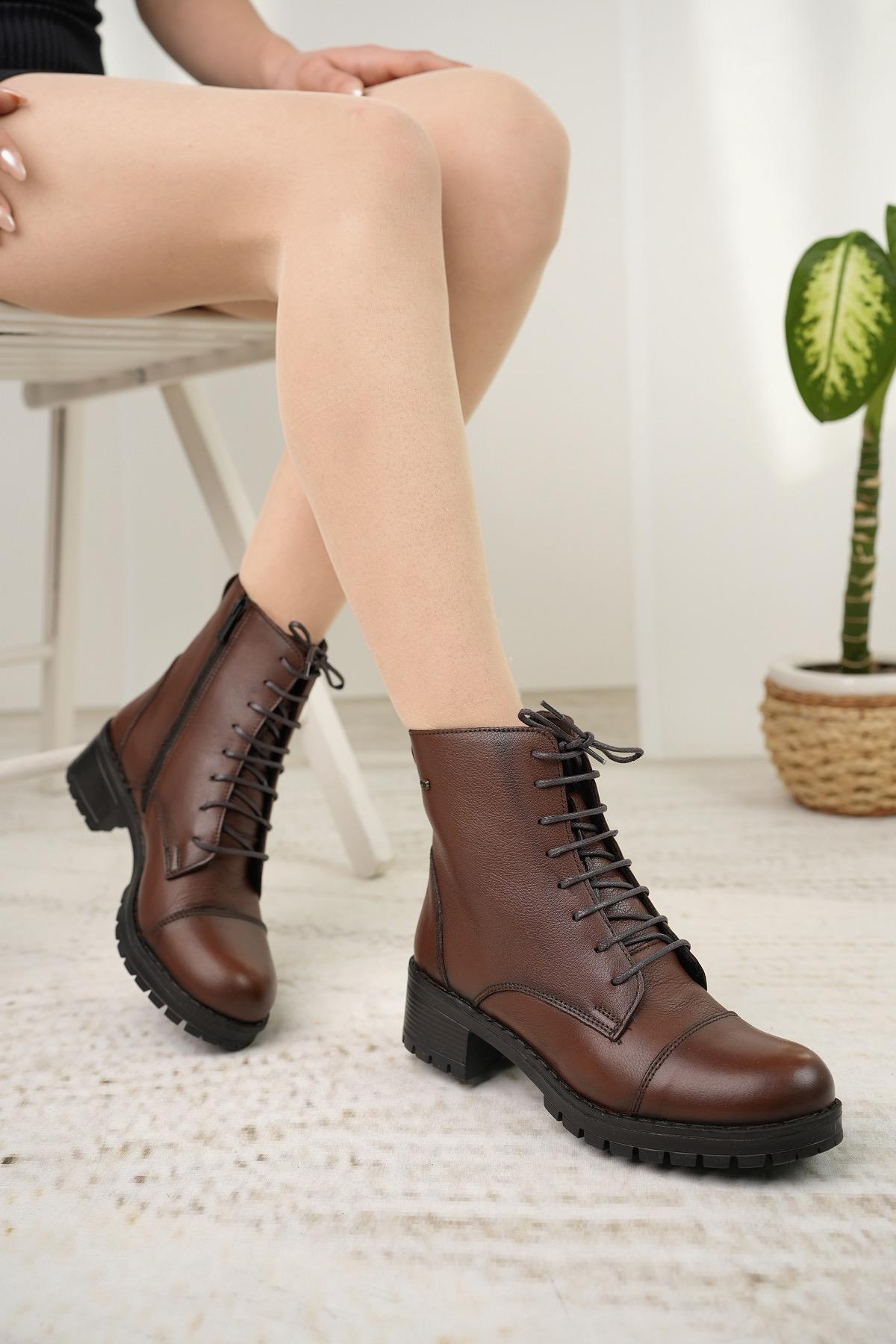 Castle Black 2670-1 Taba Hakiki Deri Kışlık Kadın Bot