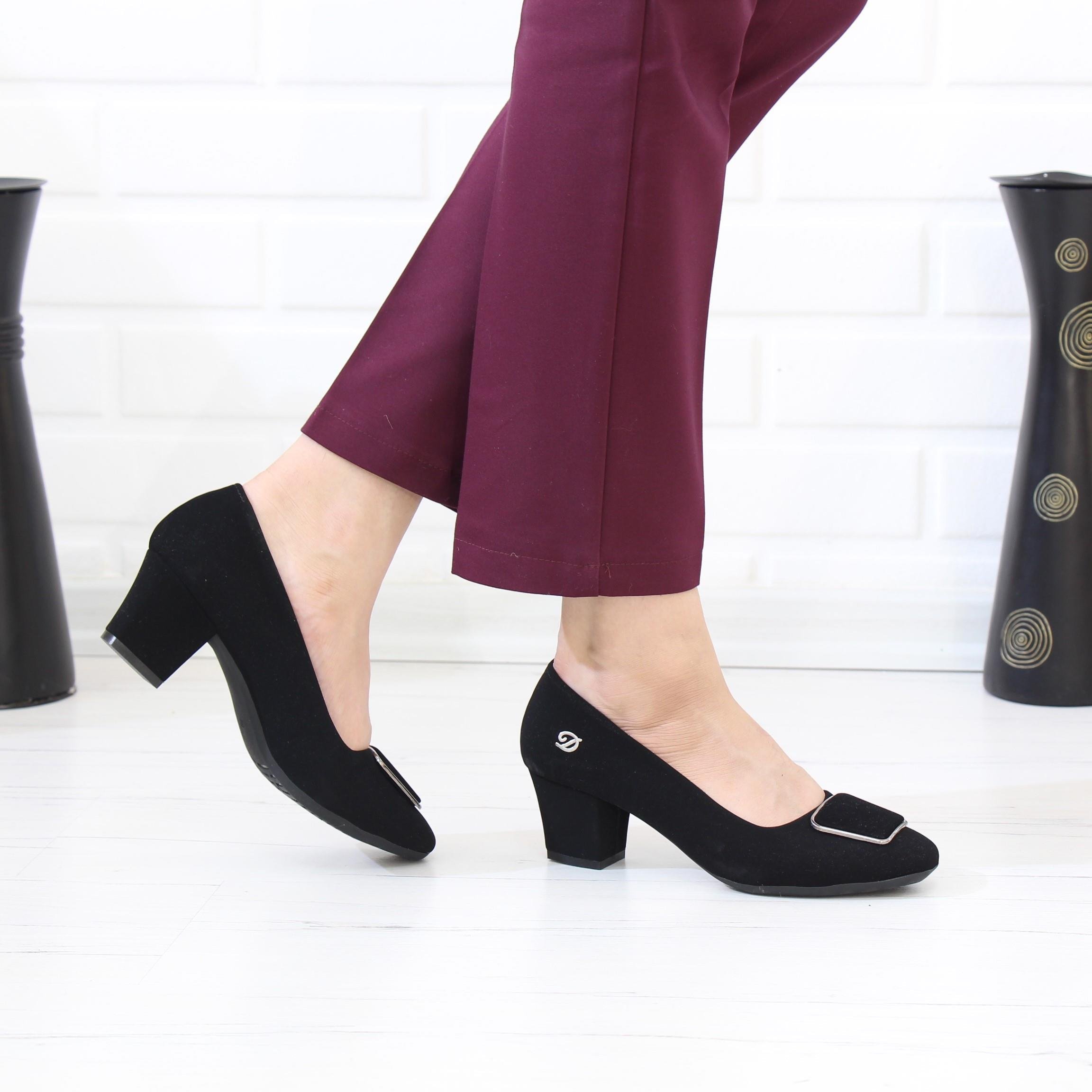 Desca 220 Siyah Süet Topuklu Günlük Kadın Ayakkabı