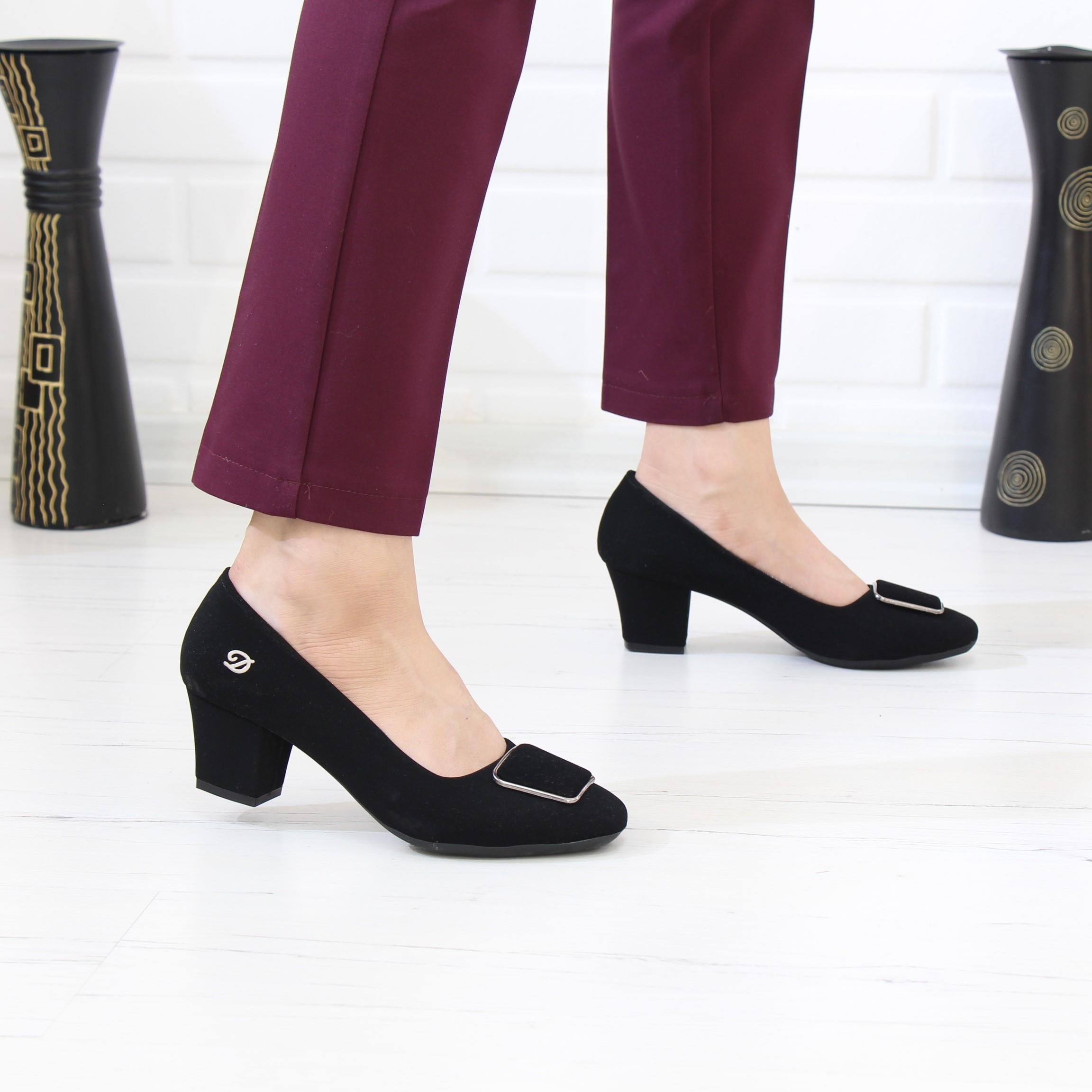 Desca 220 Siyah Süet Topuklu Günlük Kadın Ayakkabı