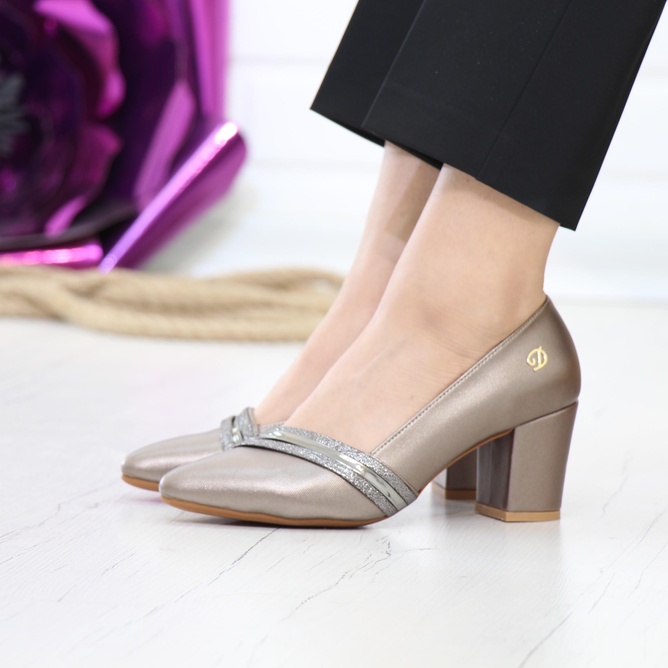 Desca 614 PlatinTopuklu Günlük Kadın Ayakkabı